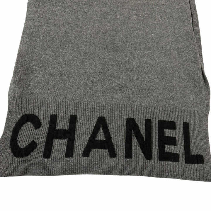 Great CHANEL Scarf 2025 Cruise Collection Logo Knit gray cashmere Women