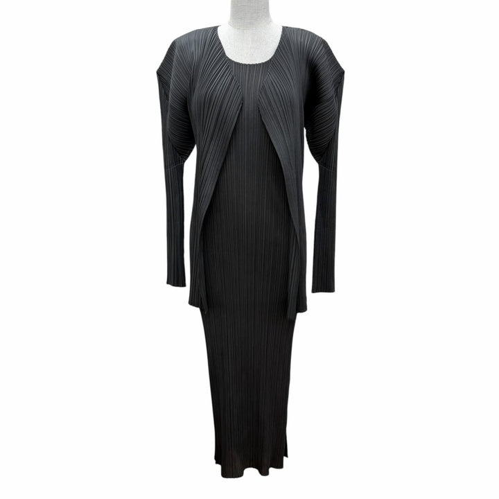 Excellent PLEATS PLEASE ensemble Jackets and dresses Charcoal gray Women