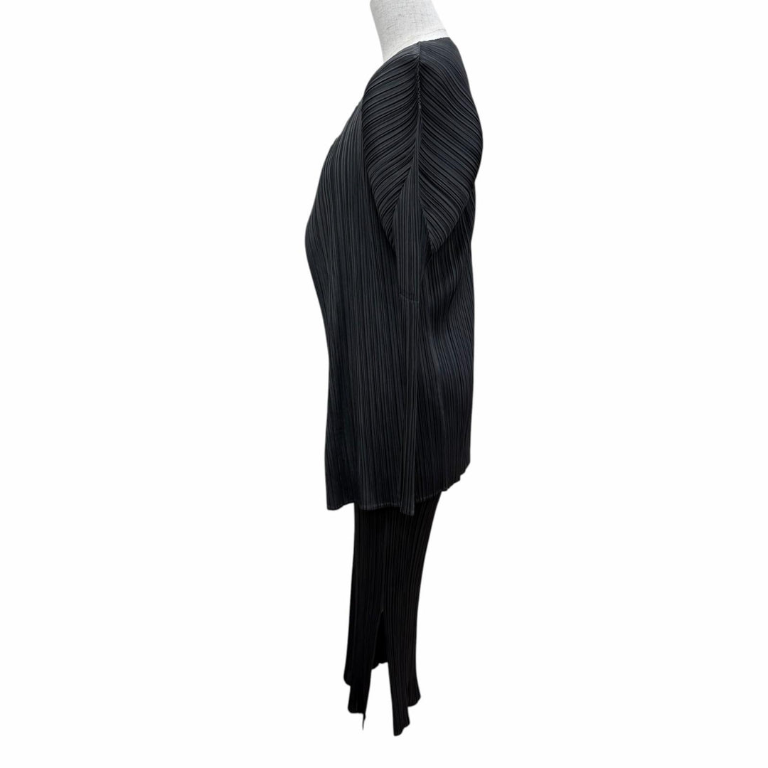 Excellent PLEATS PLEASE ensemble Jackets and dresses Charcoal gray Women