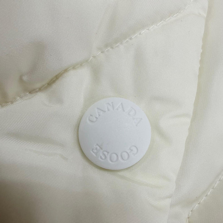 Excellent CANADA GOOSE Down jacket quilted knit trim Ivory wool Women S 7032L1
