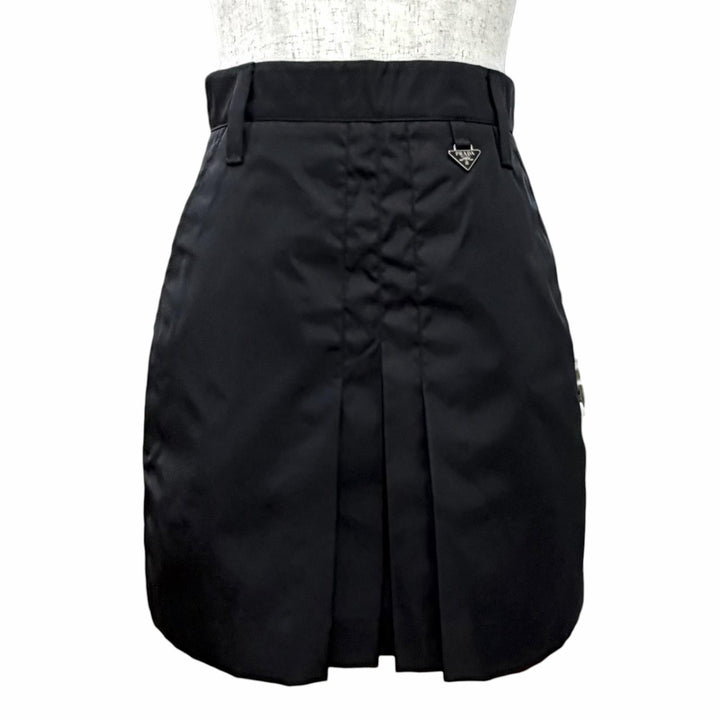 Excellent PRADA Re-Nylon Mini Skirt Enamel Metal Triangle Logo IT 36 21Y009