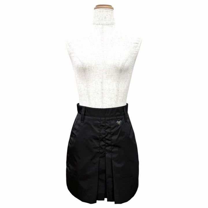 Excellent PRADA Re-Nylon Mini Skirt Enamel Metal Triangle Logo IT 36 21Y009