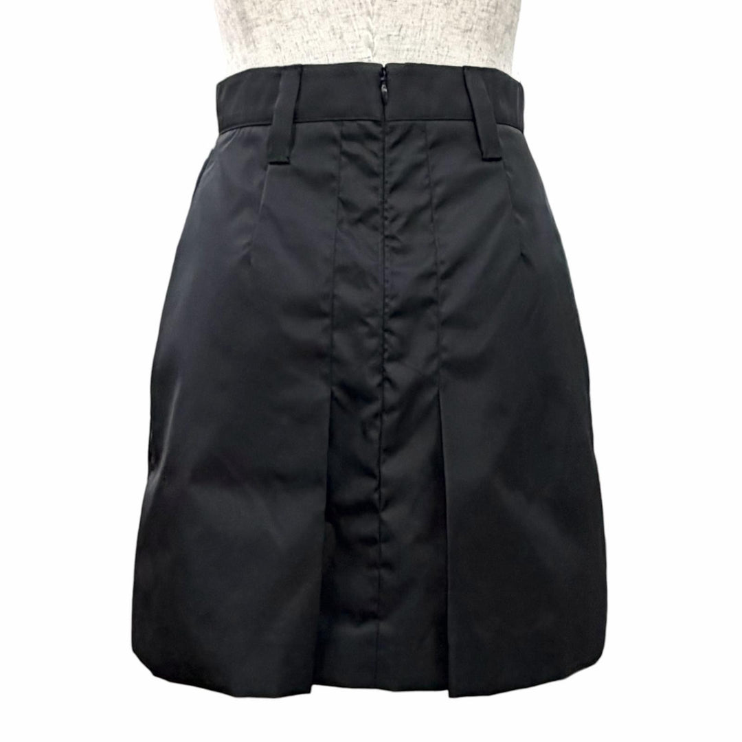 Excellent PRADA Re-Nylon Mini Skirt Enamel Metal Triangle Logo IT 36 21Y009