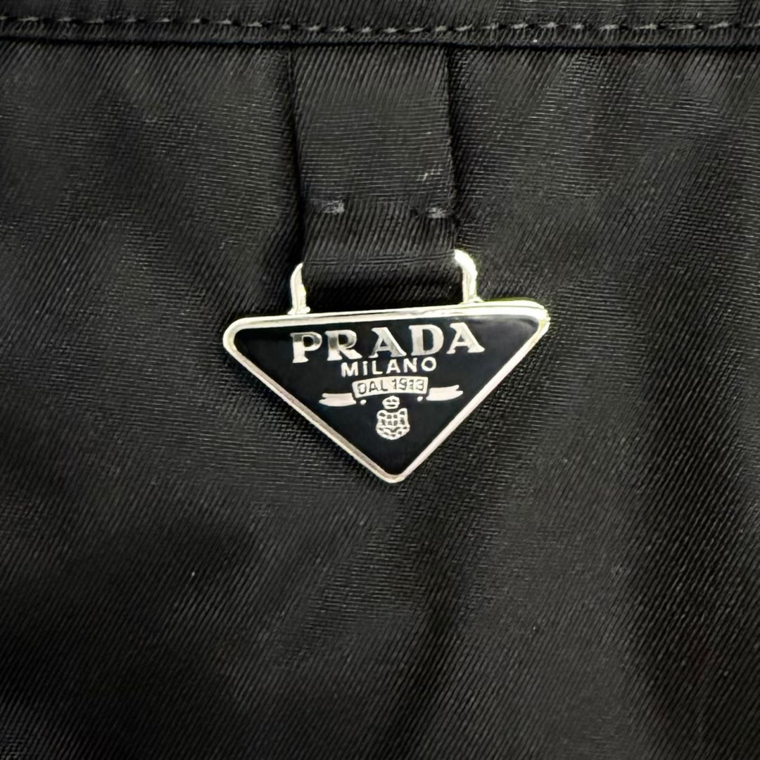 Excellent PRADA Re-Nylon Mini Skirt Enamel Metal Triangle Logo IT 36 21Y009