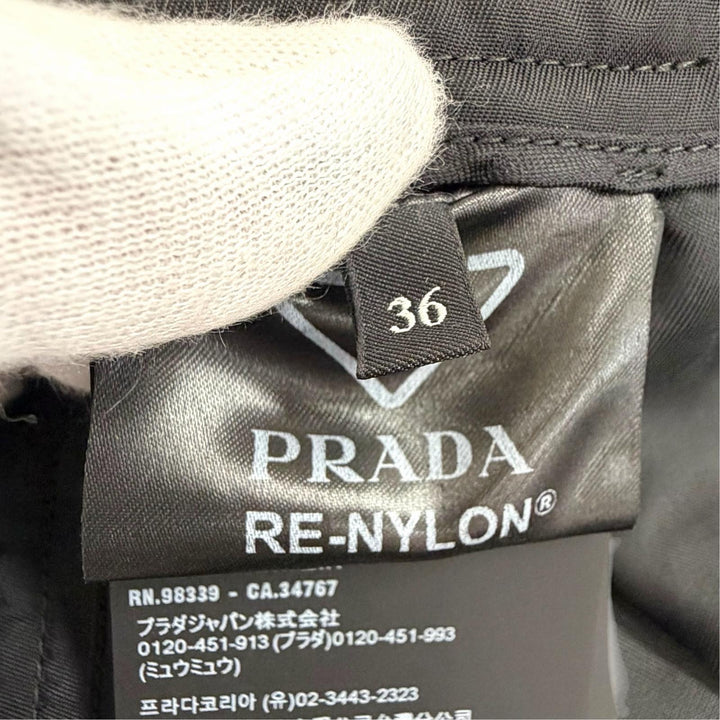 Excellent PRADA Re-Nylon Mini Skirt Enamel Metal Triangle Logo IT 36 21Y009