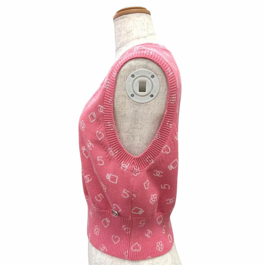 Excellent CHANEL COCO Mark All-Over Print V-Neck Knit Vest pink 38 P74201K10609