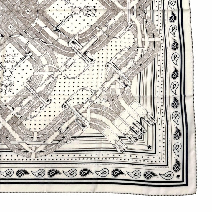 Pristine HERMES Stall Carrégeant Mors A Jouets Bandana beige cashmere Women