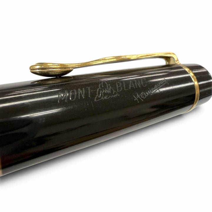 Very Good MONTBLANC Ballpoint pen Author Series 1992: Hemingway black mens