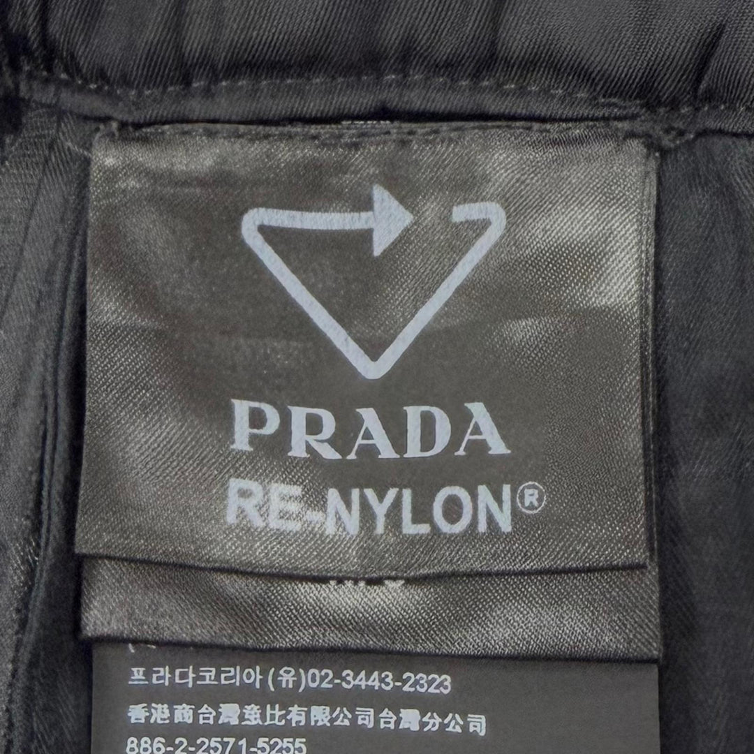 Great PRADA Pants triangle logo triangle plate black recycled mens 46 SPH66