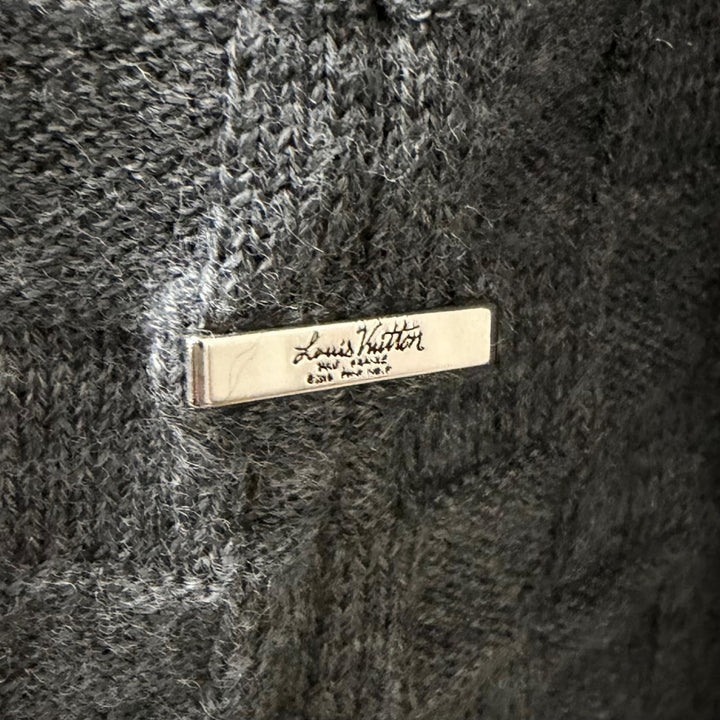 Great LOUIS VUITTON sweater Damier with logo gray wool mens S