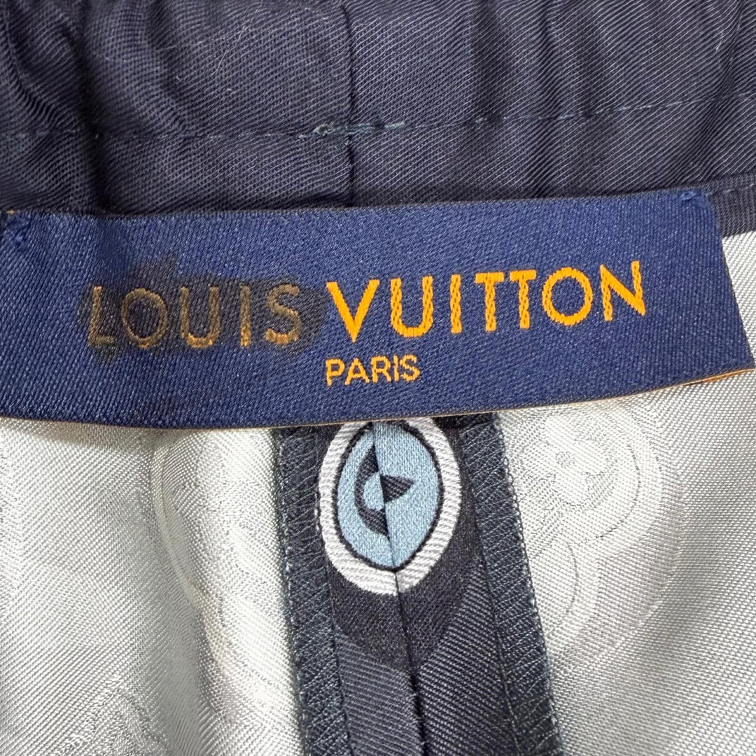 Pristine LOUIS VUITTON Shorts LV logo monogram all-over pattern