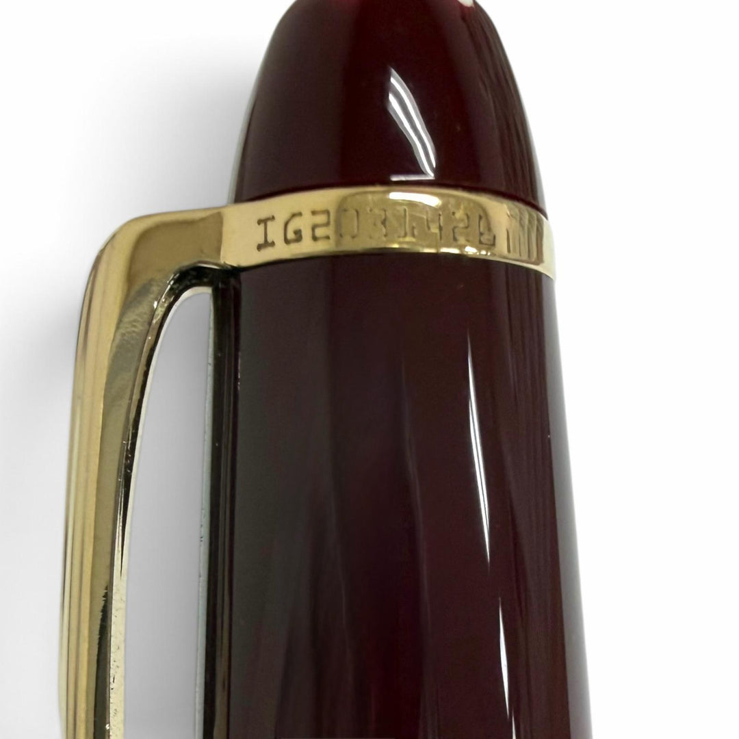 Excellent MONTBLANC fountain pen Meisterstück Classic Bordeaux 14K mens