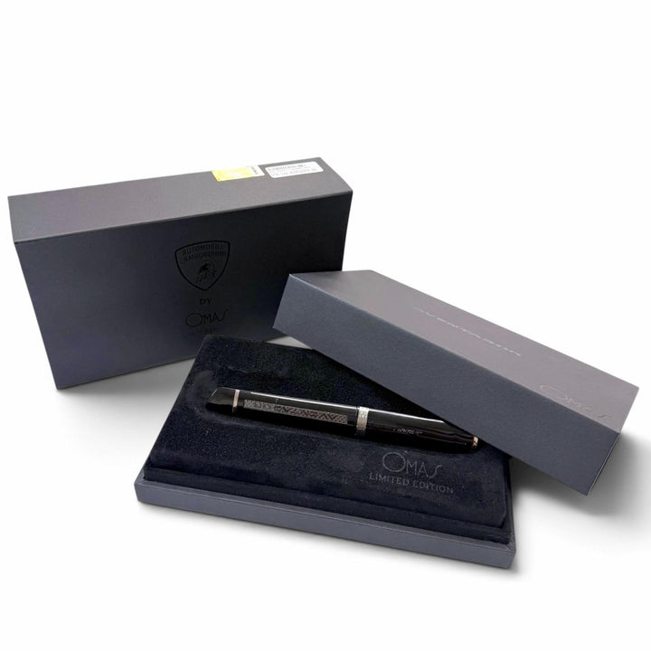 Excellent fountain pen Aventador Limited to 700 black 18K mens