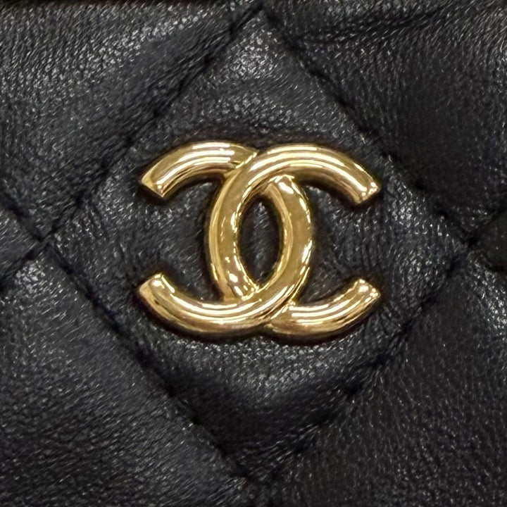 Great CHANEL Matelassé COCO Mark Mini Chain Shoulder Bag (Random Number) black