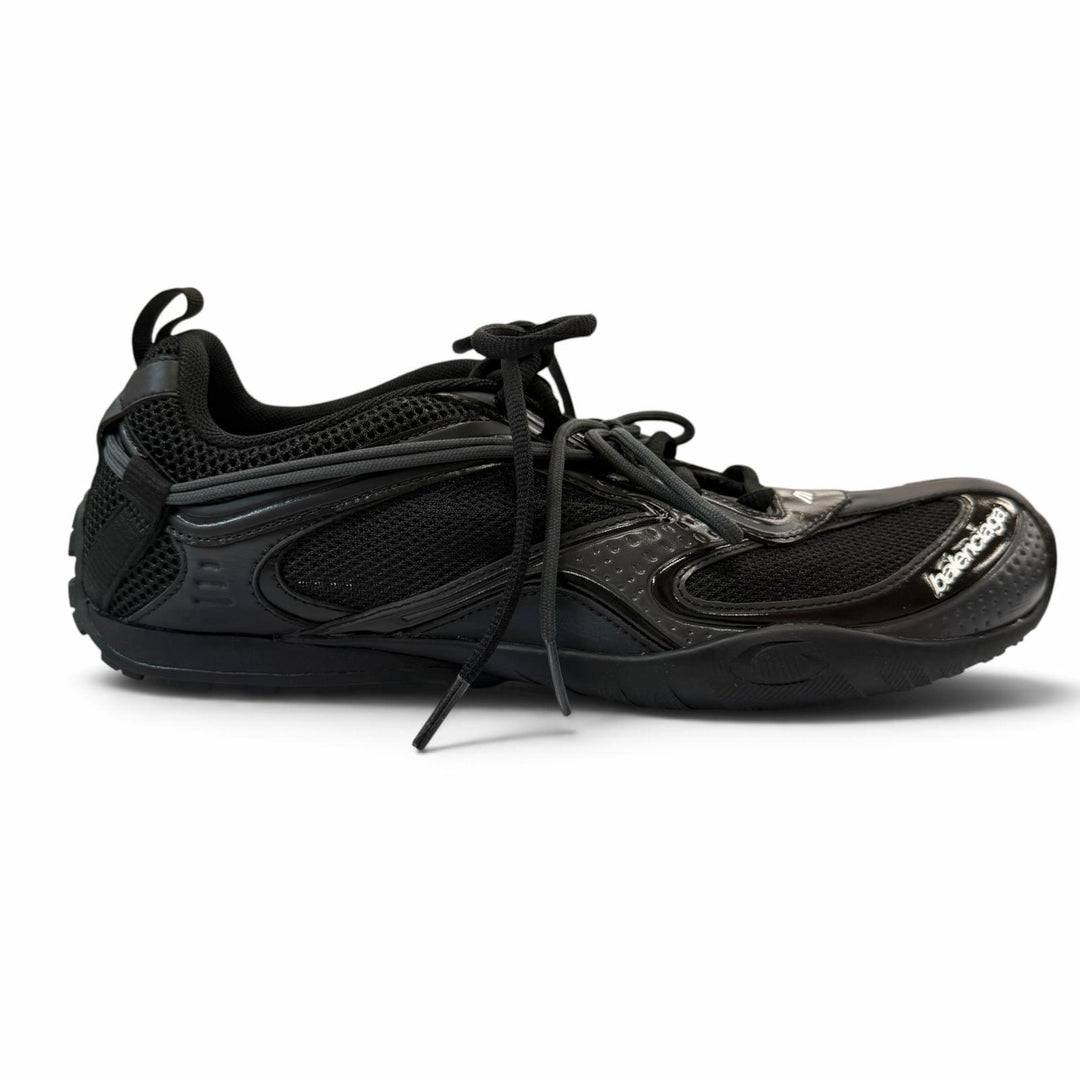 Excellent BALENCIAGA Low cut sneakers Radar Sneaker Lace up black mesh 41 865703