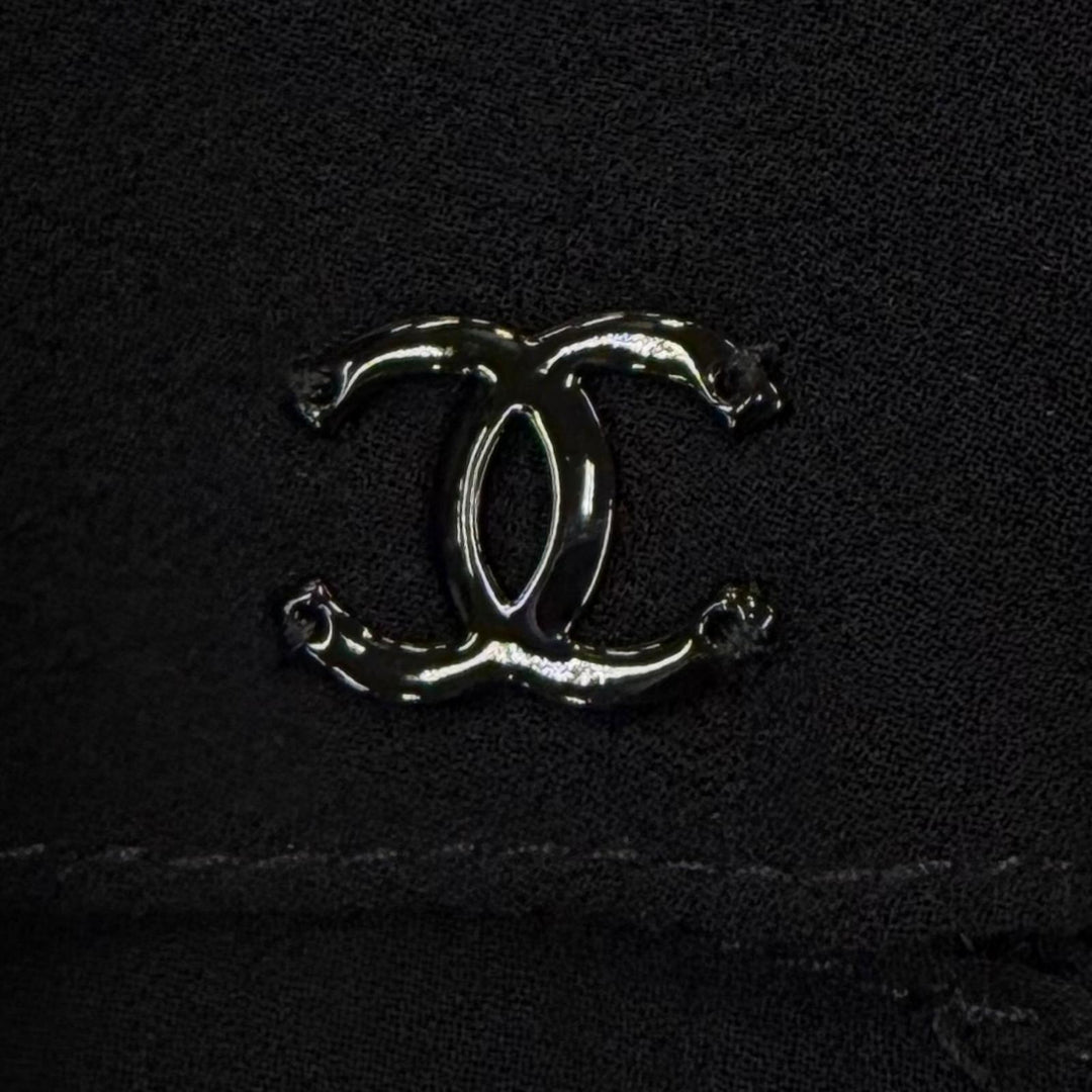 Excellent CHANEL flare skirt COCO Mark Silk Chiffon black silk FR 34 06C P27732