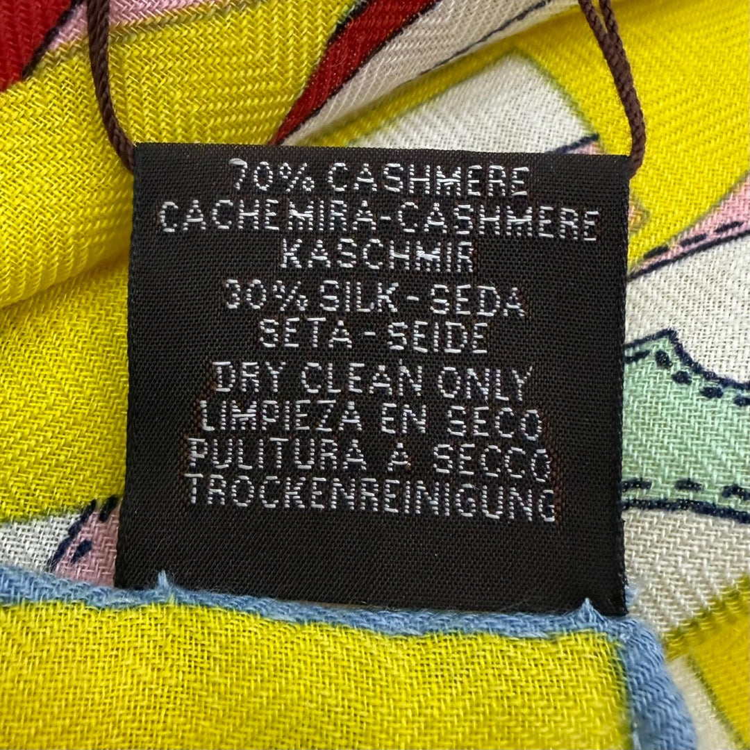 Pristine HERMES scarf Carré 140 Carré Géant Apron d'Or Large format cashmere