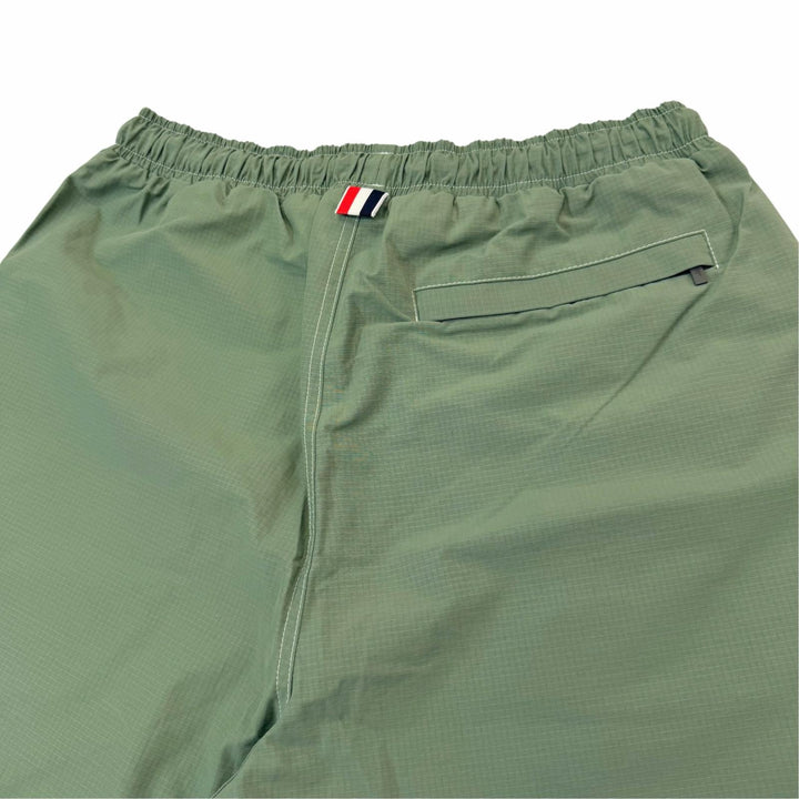 Pristine THOM BROWNE Shorts Signature Stripe Half Pants khaki cotton mens 2