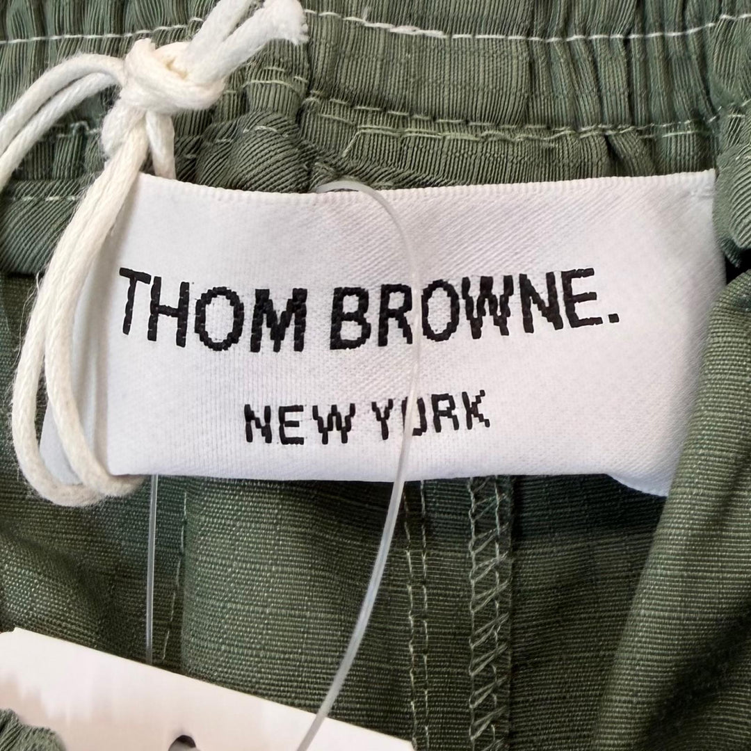Pristine THOM BROWNE Shorts Signature Stripe Half Pants khaki cotton mens 2