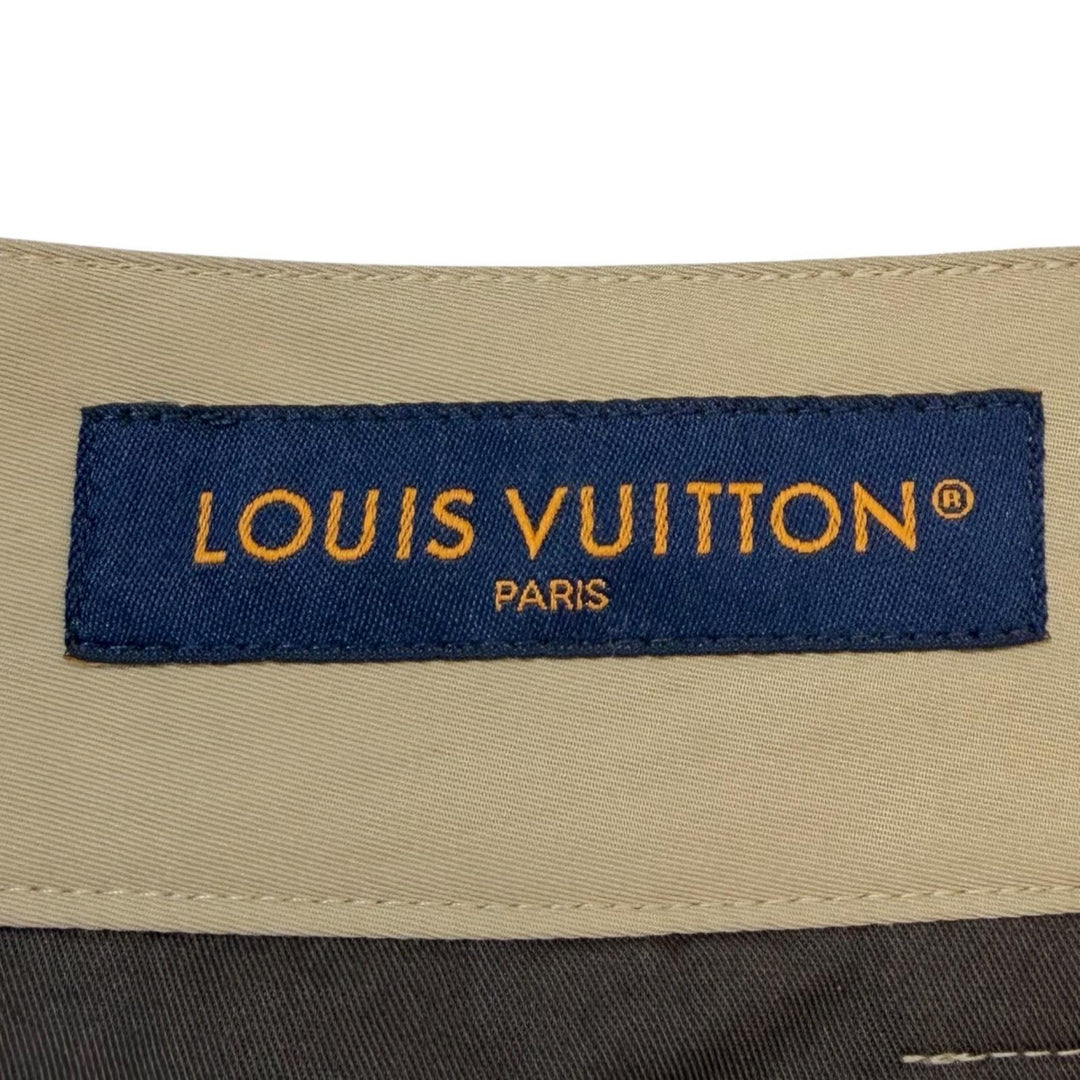 Excellent LOUIS VUITTON cargo pants Technical signature print gabardine beige 44
