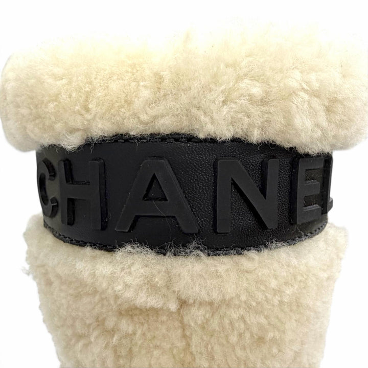 Pristine CHANEL short boots COCO Mark logo sheepskin 37 18B G34080