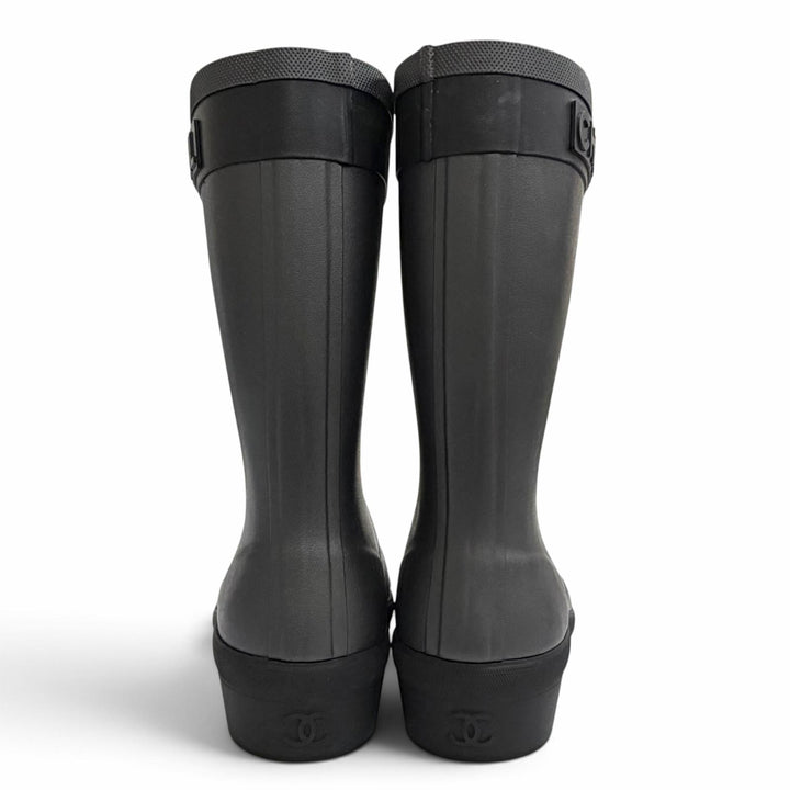 Great CHANEL short boots COCO Mark Side Logo Rain Boots black rubber 37 G34881