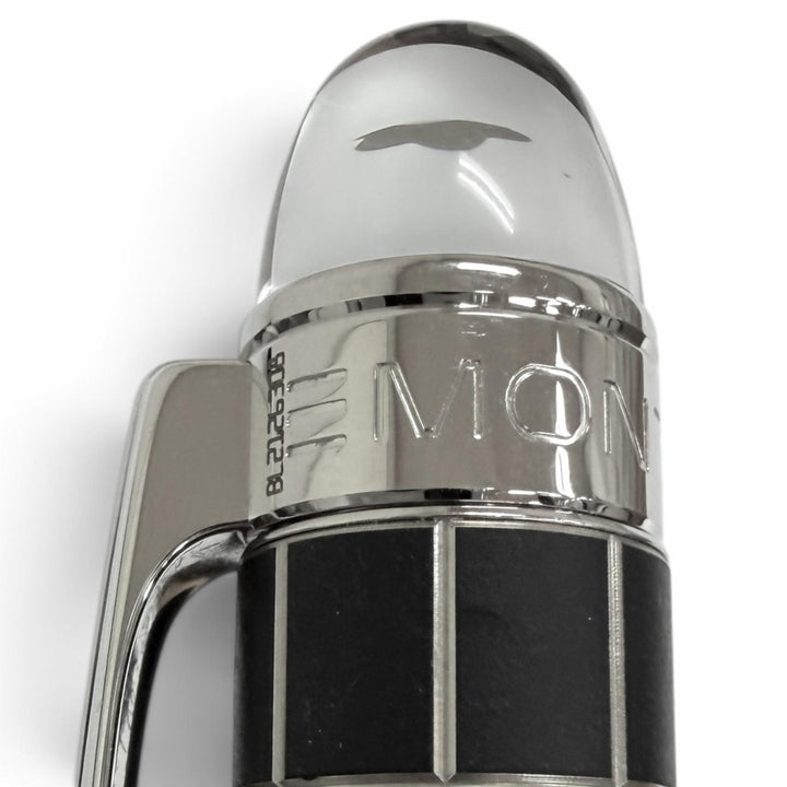 Great MONTBLANC Ballpoint pen Windowpane Twist Type Silver Metal Rubber