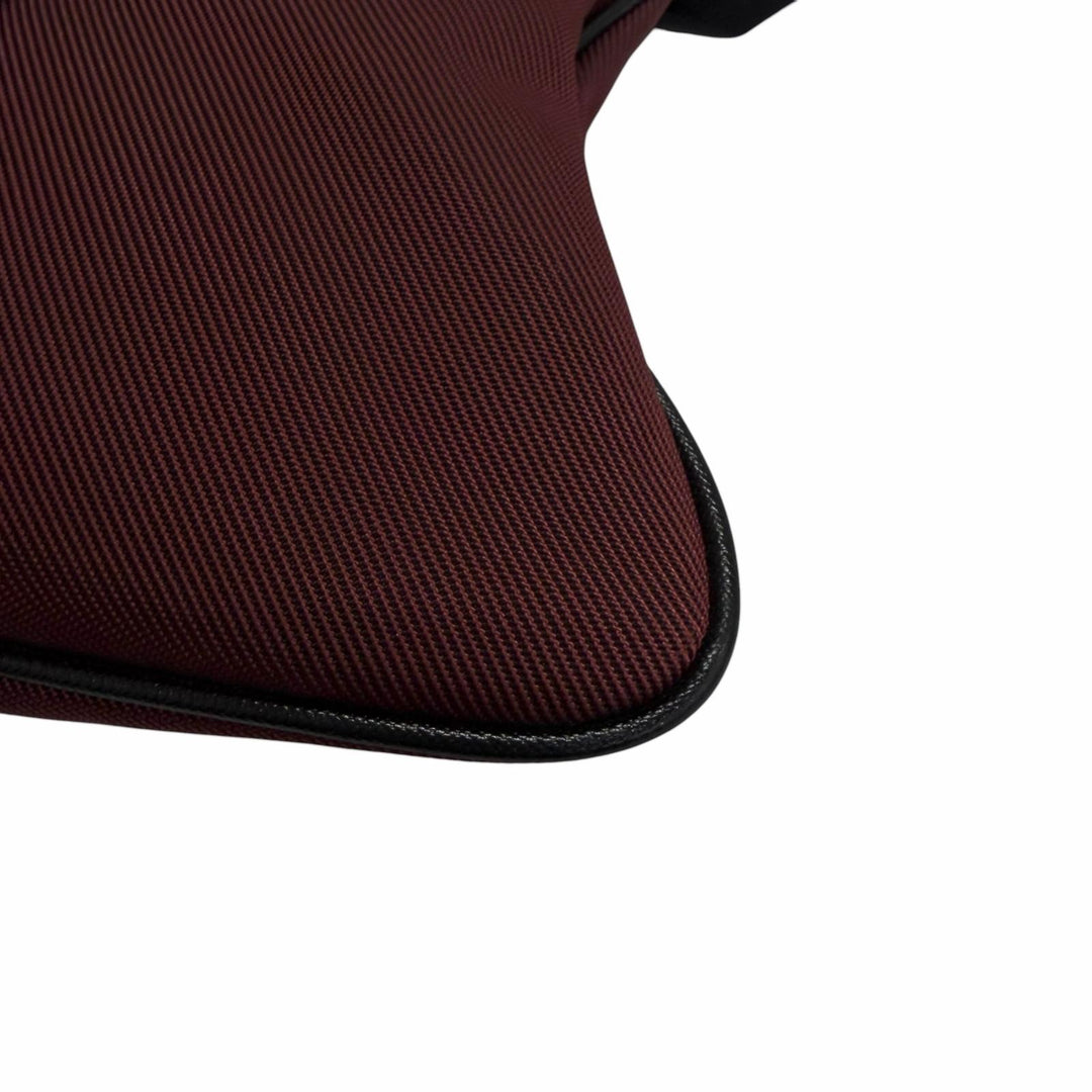 Excellent BURBERRY Shoulder Bag With logo, crossbody bag Bordeaux canvas