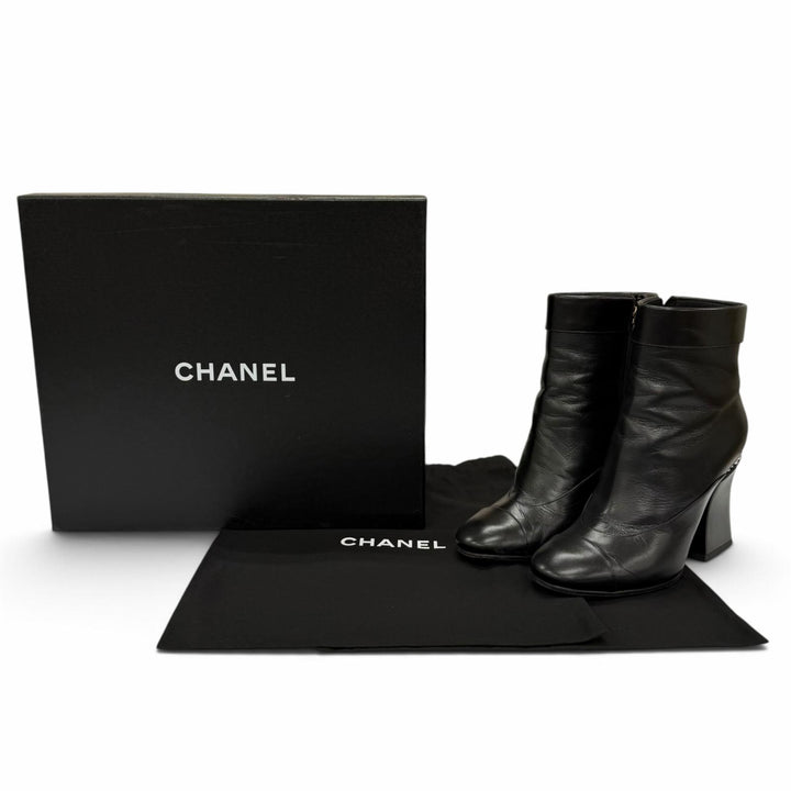 Great CHANEL Ankle boots COCO Mark Eco Pearl included black leather37 22A G39262