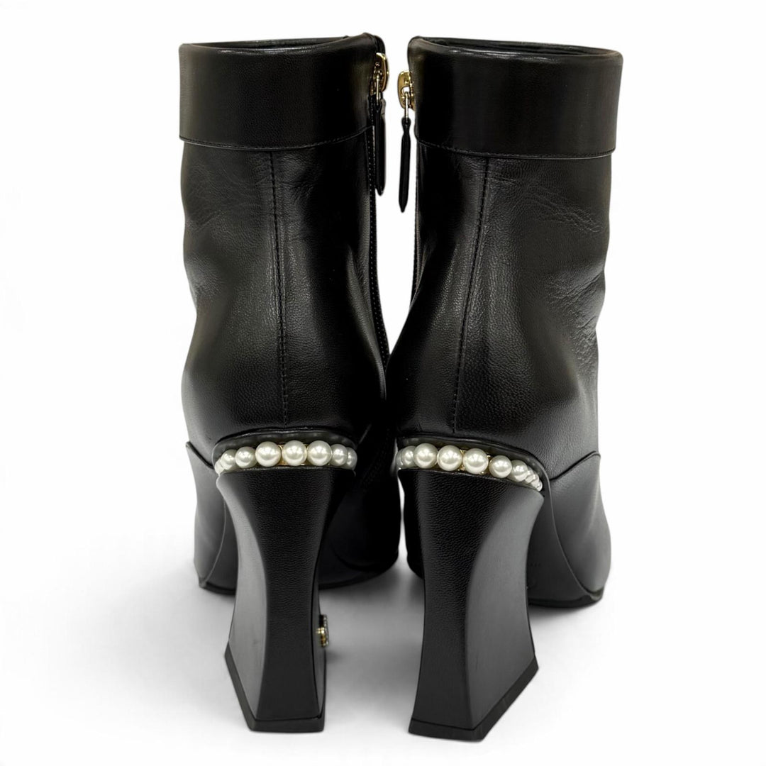 Great CHANEL Ankle boots COCO Mark Eco Pearl included black leather37 22A G39262