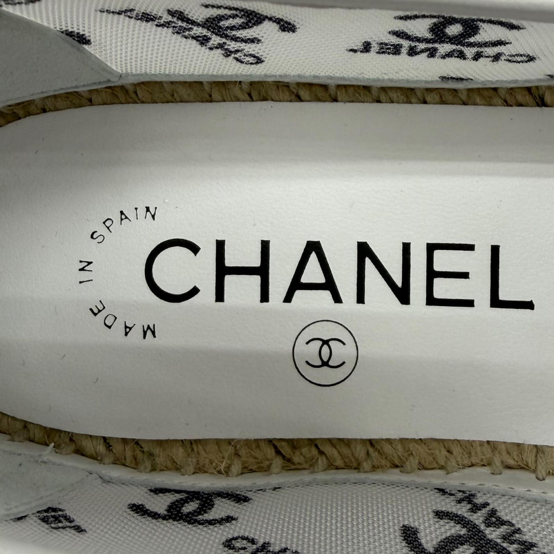 Pristine CHANEL Slip-on COCO Mark mesh espadrilles white mesh Women 37 G34673