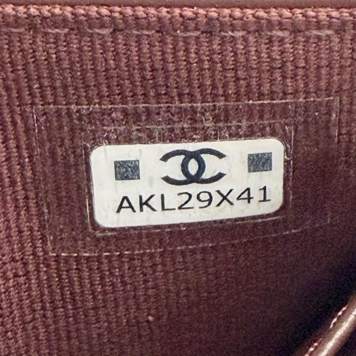 Excellent CHANEL COCO Mark Compact Wallet Tri-fold Wallet with Random Number