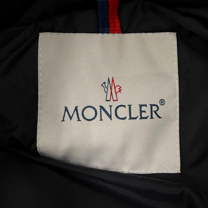 Great MONCLER down coat CHARPAL Logo patch Hooded ZIP UP black Nylon Women