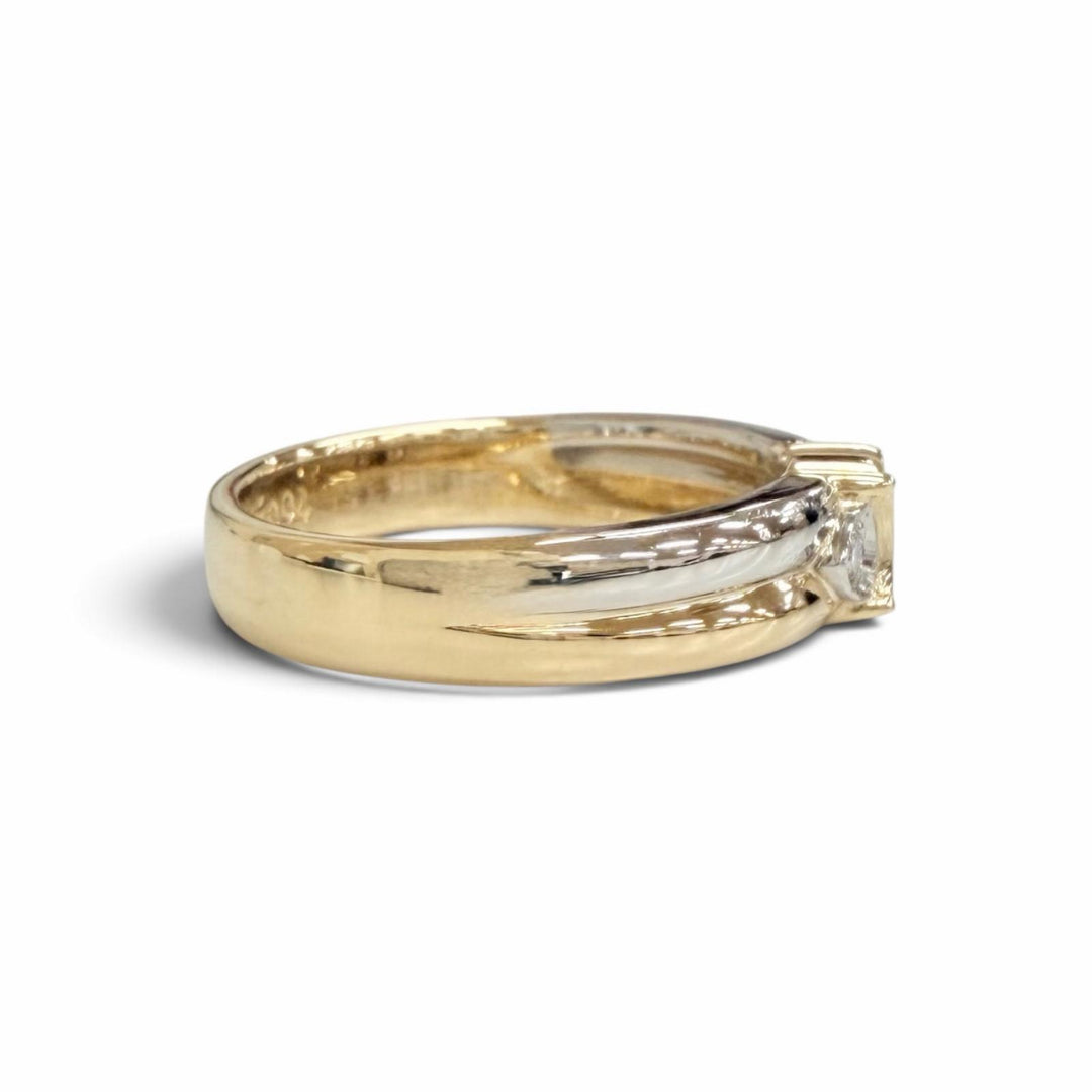 Great CELINE Ring ring Macadam Ring 0.04ct diamond gold 750 Women