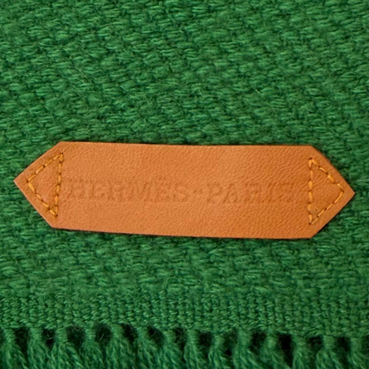 Great HERMES Scarf Wavy Double Face Acarf Leather Tag with Fringe, Large Size