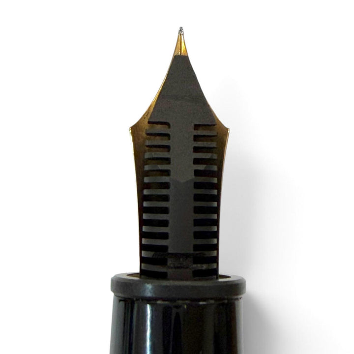 Excellent MONTBLANC fountain pen Meisterstück 146 white star black 14K mens