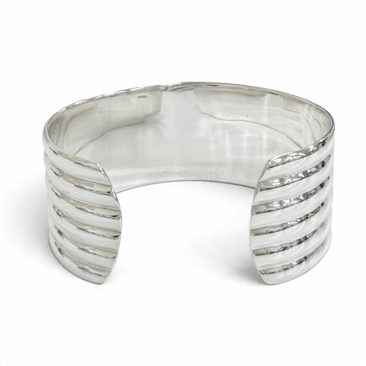 Great TIFFANY&Co. Ribbed Wide Cuff Bangle Bracelet, Made in Mexico Silver 925
