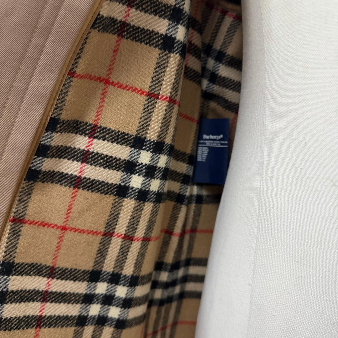 Great Burberrys coat Lined with Nova Check Pattern Brown wool mens EU 46