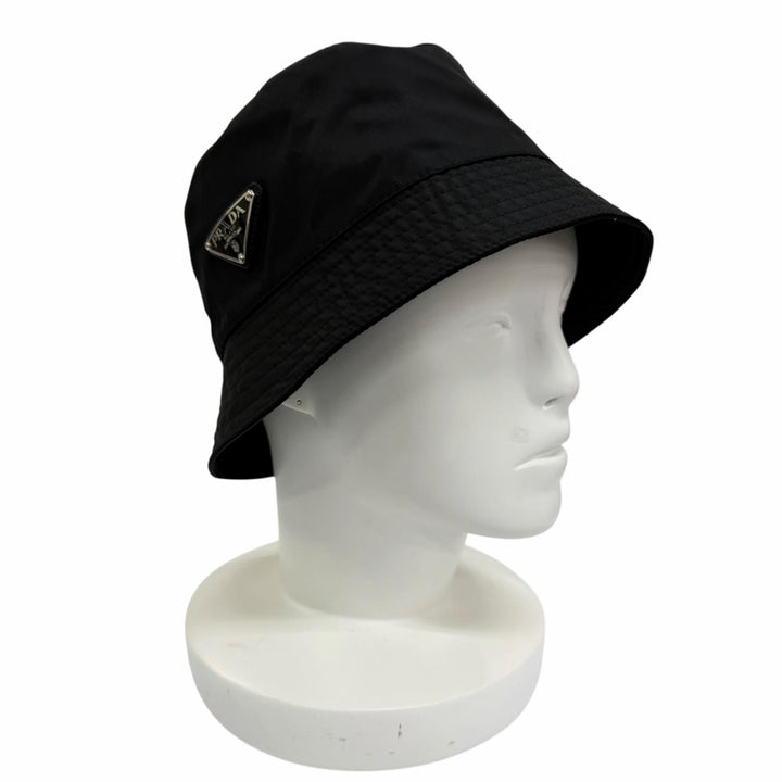 Great PRADA hat Triangle with logo Re Nylon black recycled Women S 1HC137