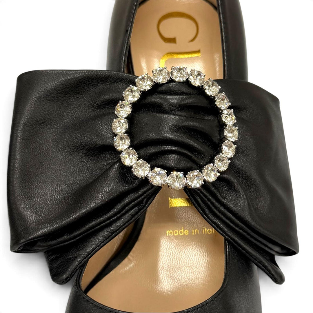 Great GUCCI pumps Leather with jeweled buckle and ribbon band. 35.5 481176