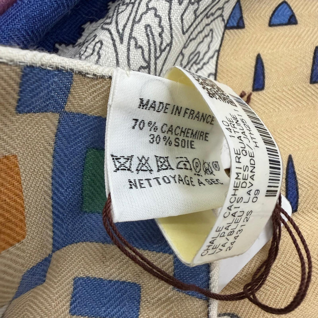 Pristine HERMES scarf Le Palais des Quatre Vents Carre Jean 140 cashmere Women