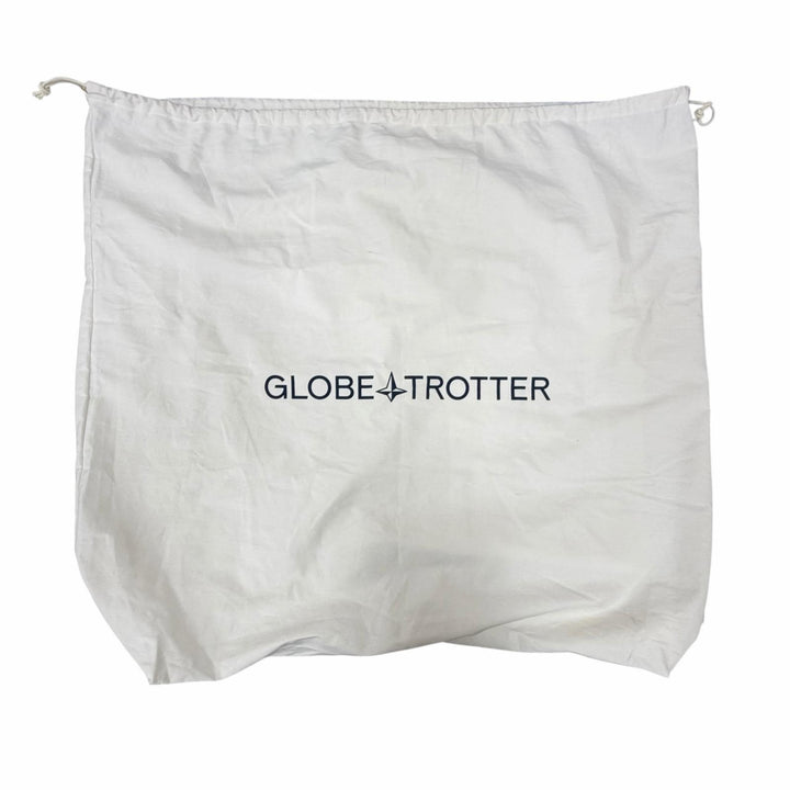 Pristine GLOBE TROTTER Carry Bag Carry on Snoopy Peanuts Collaboration