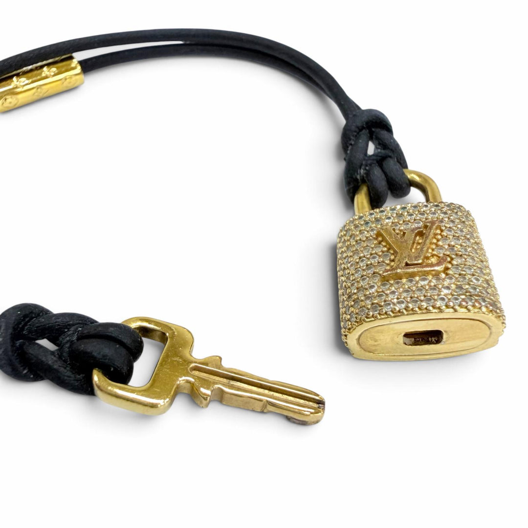 Very Good LOUIS VUITTON bracelet Cadena motif LV padlock gold Women M8217F