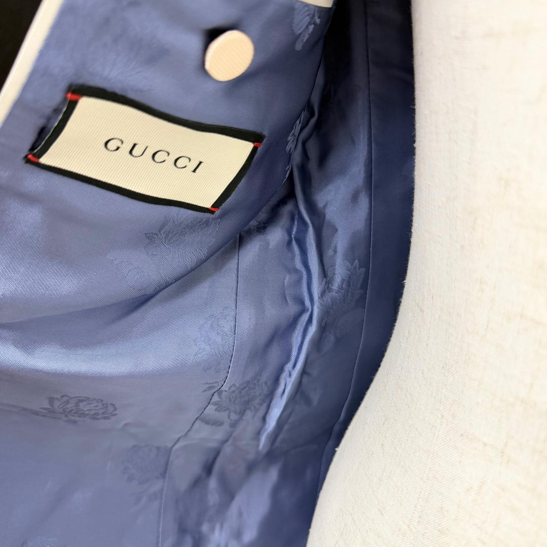 Pristine GUCCI suit Tuxedo two-piece set single black mohair mens 606245