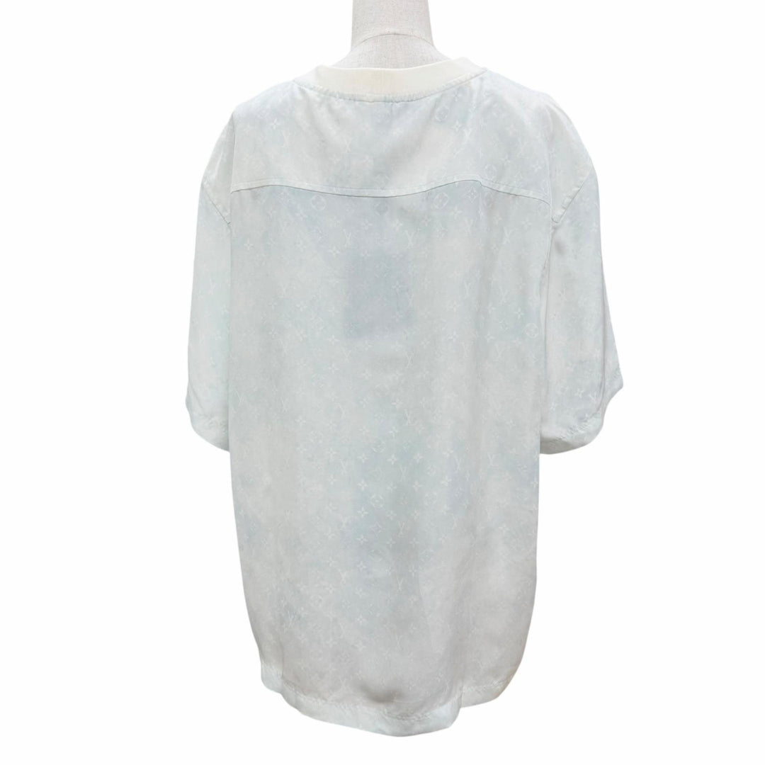 Pristine LOUIS VUITTON T-shirt Monogram Oversized Light blue silk 36