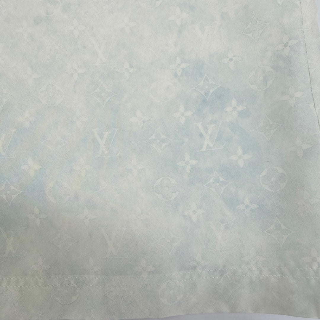 Pristine LOUIS VUITTON T-shirt Monogram Oversized Light blue silk 36
