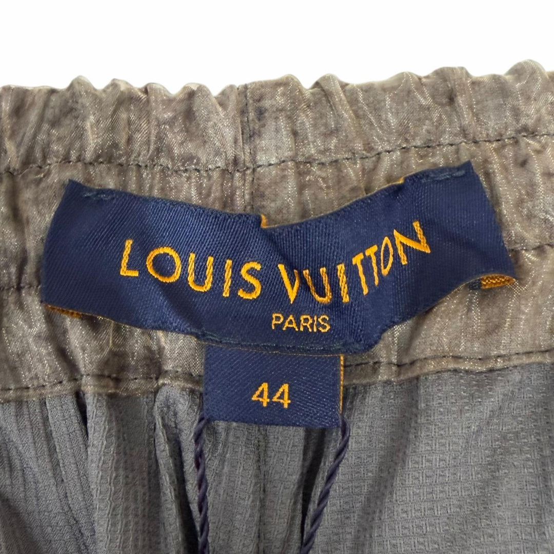 Pristine LOUIS VUITTON Shorts Printed design, sheer, docking Brown