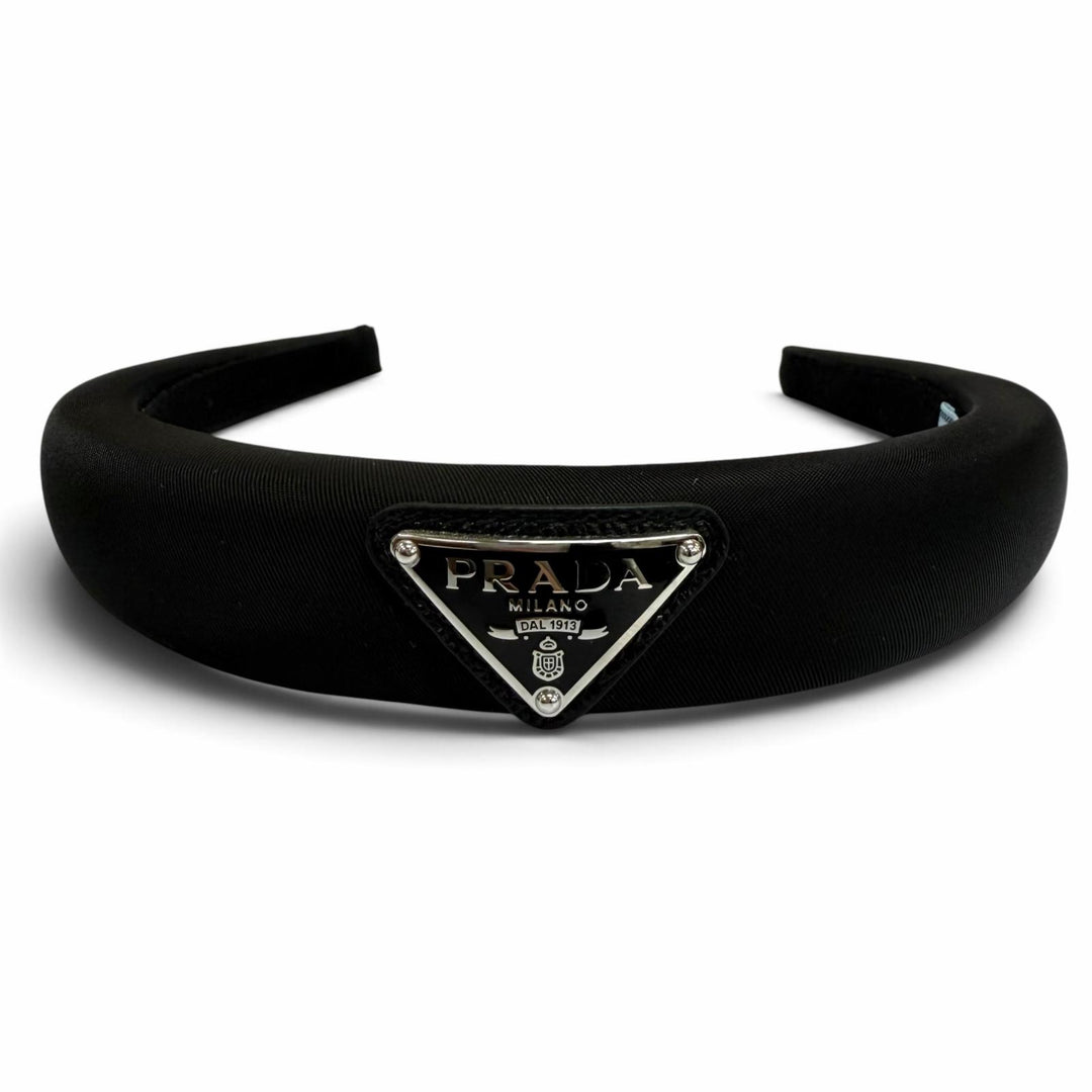Pristine PRADA Katyusha TriangleWith logo black Nylon Women 1IH080
