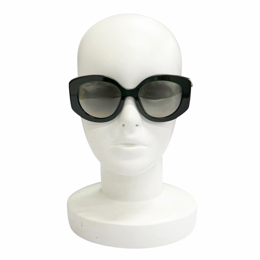 Great CHANEL sunglasses Oval-shaped sunglasses COCO Mark Butterfly 5543-A