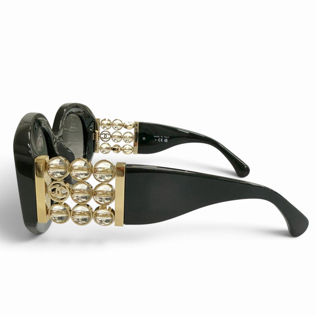 Great CHANEL sunglasses Oval-shaped sunglasses COCO Mark Butterfly 5543-A
